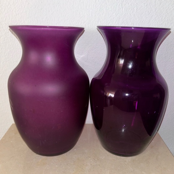 Frosted, deep purple vase 8” - Picture 9 of 16